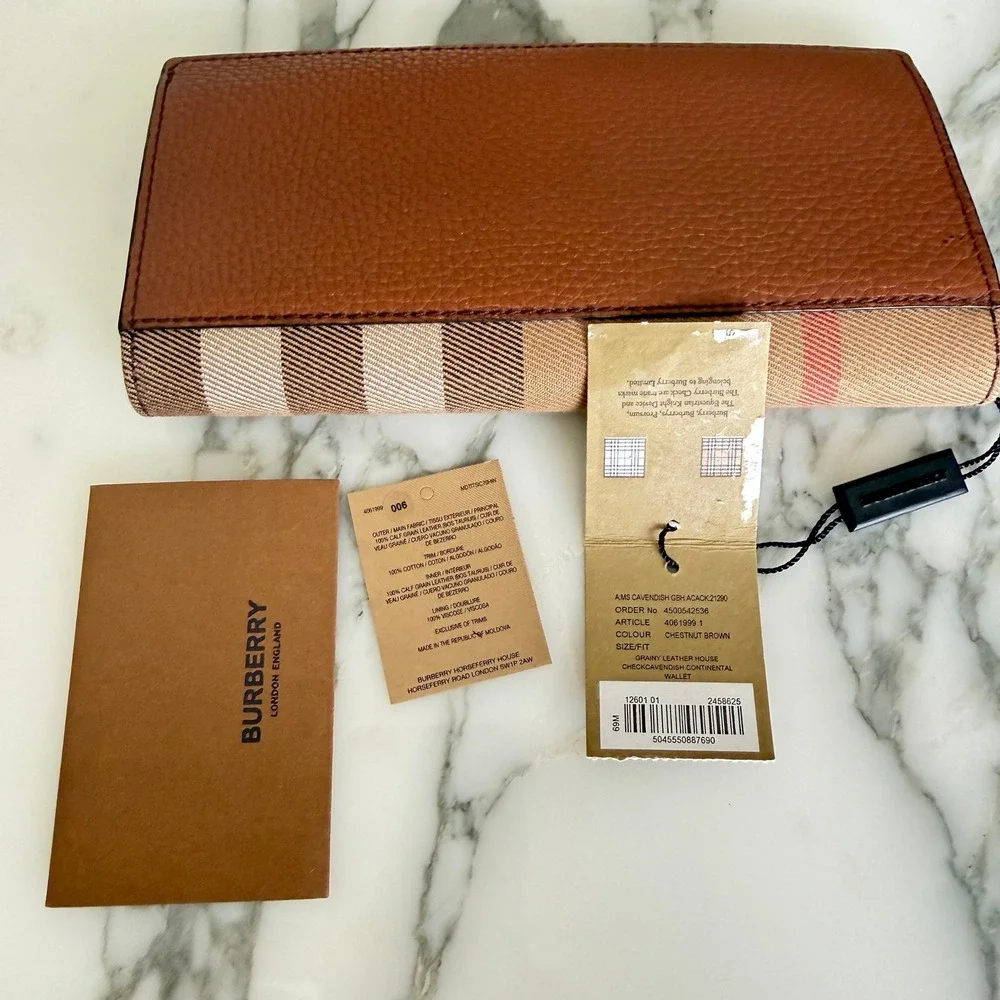 Burberry Cavendish Grainy Leather House Check Wallet Chestnut Brown 4061999 1
